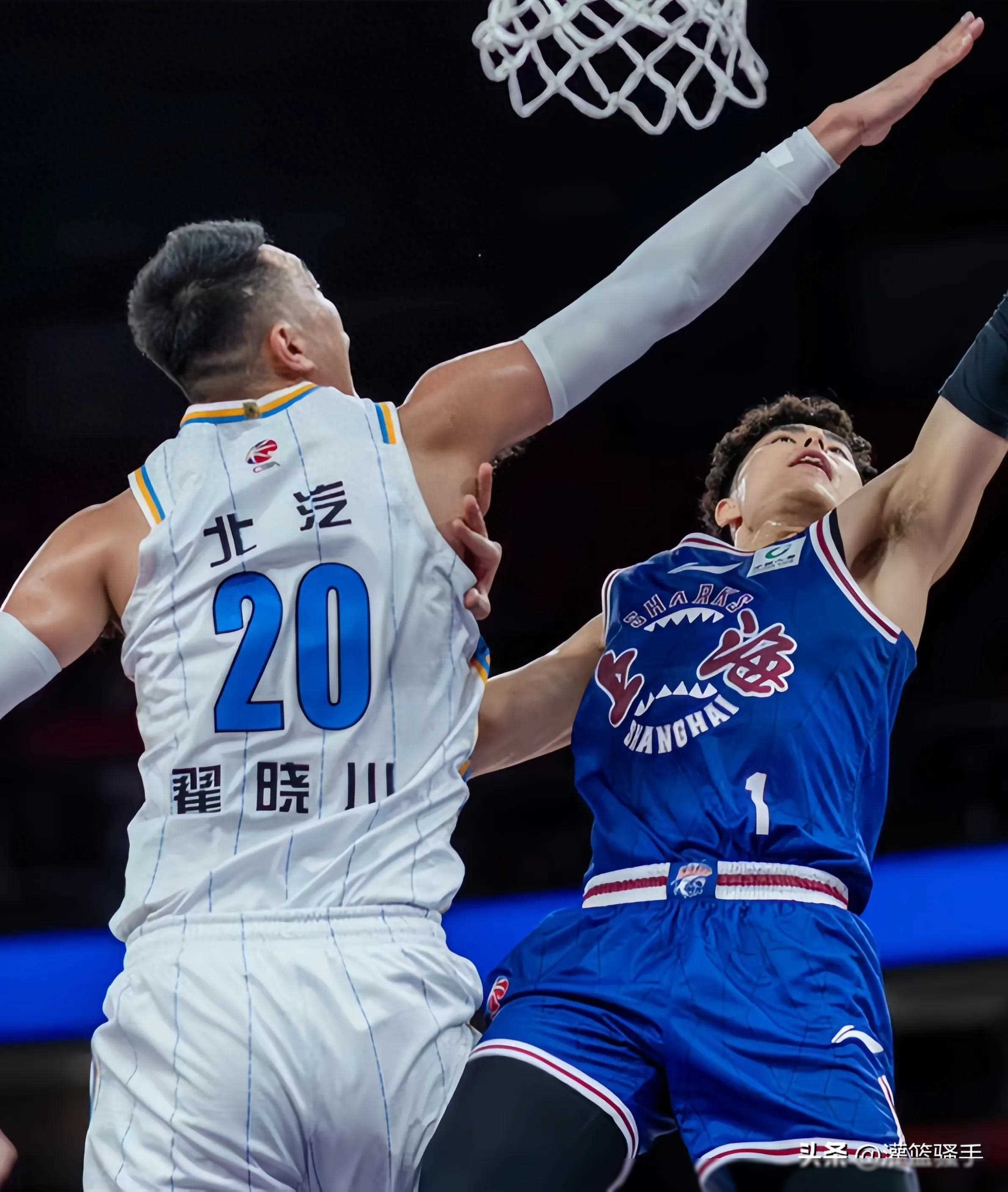 包含CBA常规赛赛程吃紧;曼城集结日更衣室发声;球迷炸锅;轮换策略成焦点的词条 包含CBA常规赛赛程吃紧;曼城集结日更衣室发声;球迷炸锅;轮换策略成焦点的词条